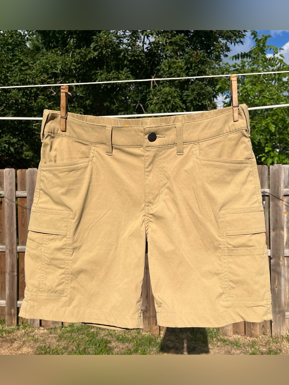 Carhartts women’s straight leg ripstop quick dry shorts size 6 Regular